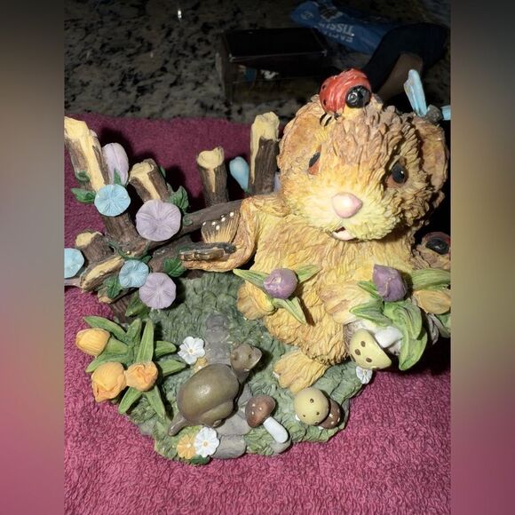 Charming Easter Bunny Figurine Set - Multicolor - Picture 3 of 3